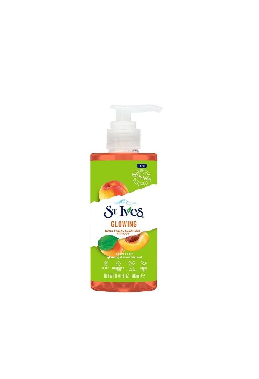 St. Ives Glowing Hydrating Face Wash with 100% Natural Apricot Extracts - 200 ml