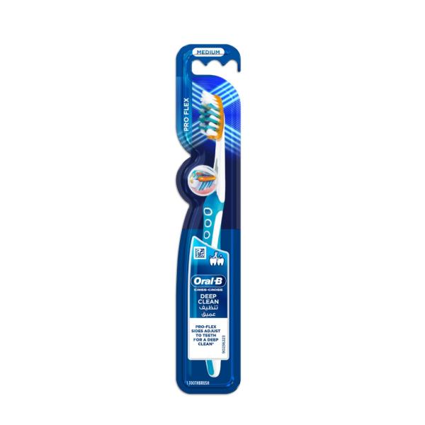 Oral-B Pro-Expert Clinic Line Pro-Flex Medium Manual Toothbrush