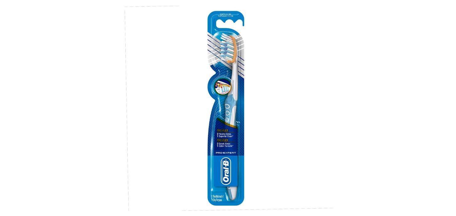 Oral-B Pro-Expert Clinic Line Pro-Flex Medium Manual Toothbrush